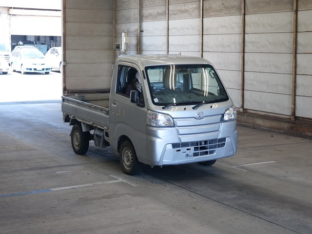 TOYOTA PIXIS TRUCK