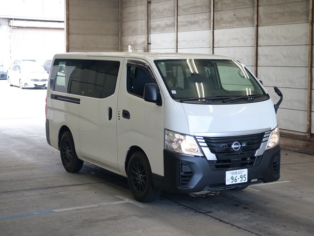 NISSAN CARAVAN VAN