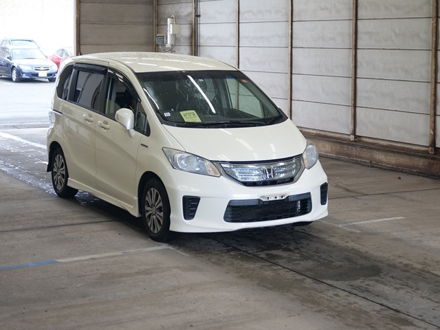 HONDA FREED