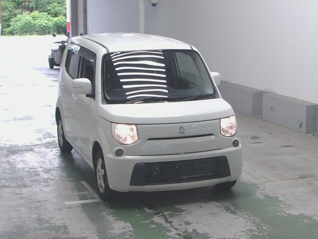 SUZUKI MRWAGON