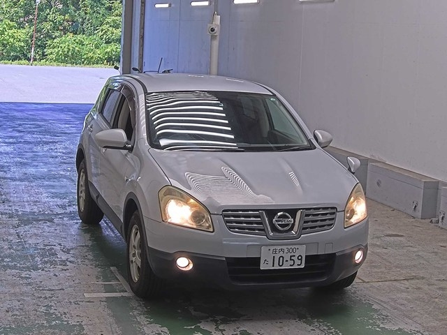 NISSAN DUALIS