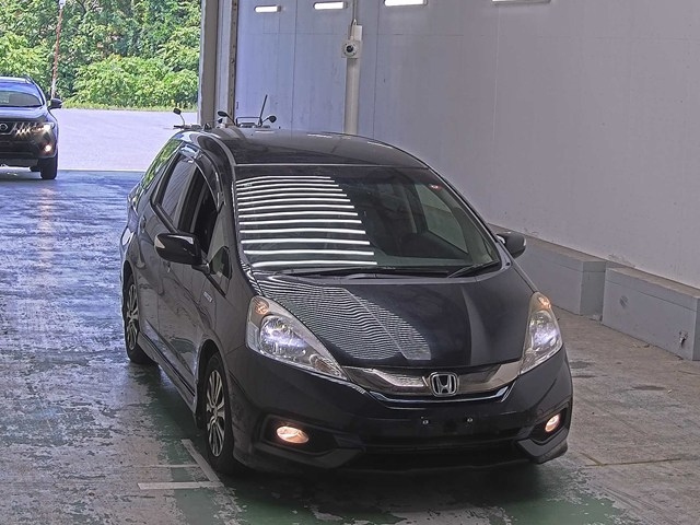 HONDA FIT SHUTTLE