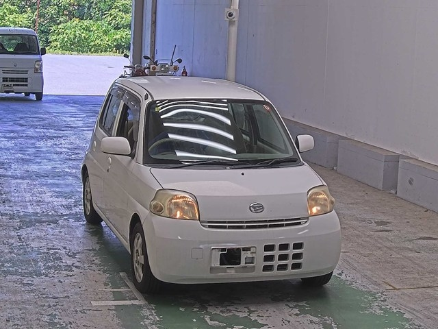 DAIHATSU ESSE