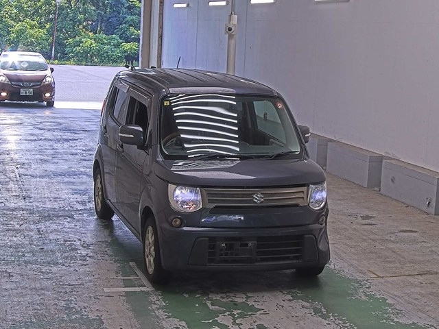 SUZUKI MRWAGON