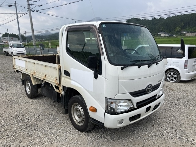 TOYOTA DYNA