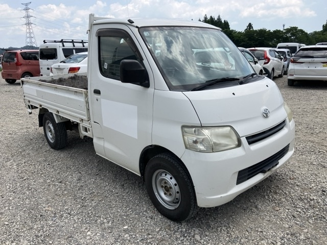 TOYOTA LITE ACE TRUCK
