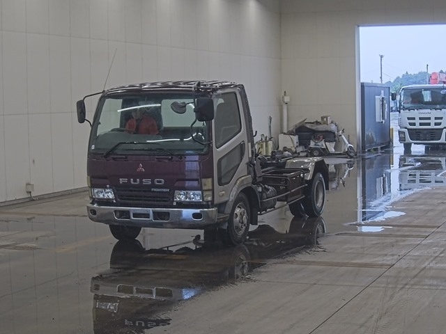 MITSUBISHI FUSO FIGHTER