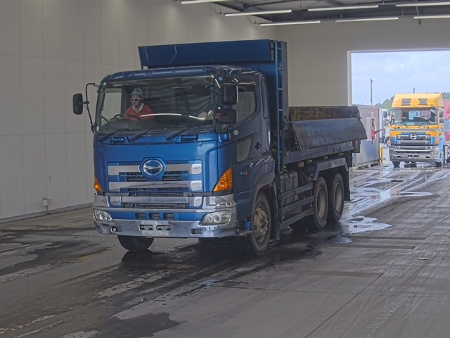 HINO TRUCK