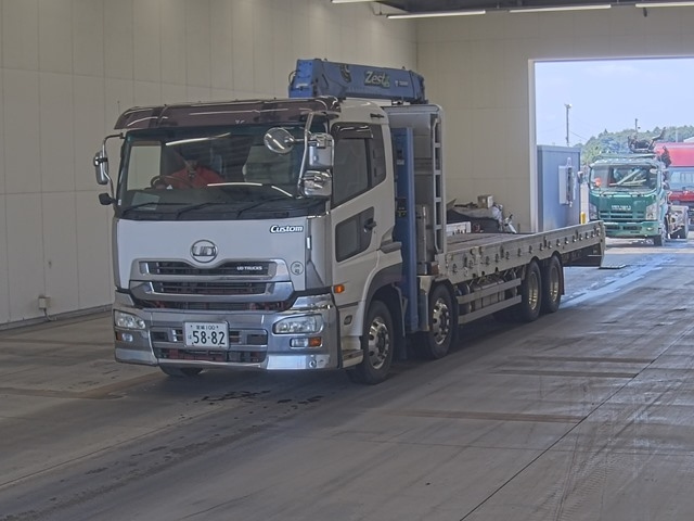 NISSAN QUON