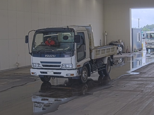 ISUZU FORWARD