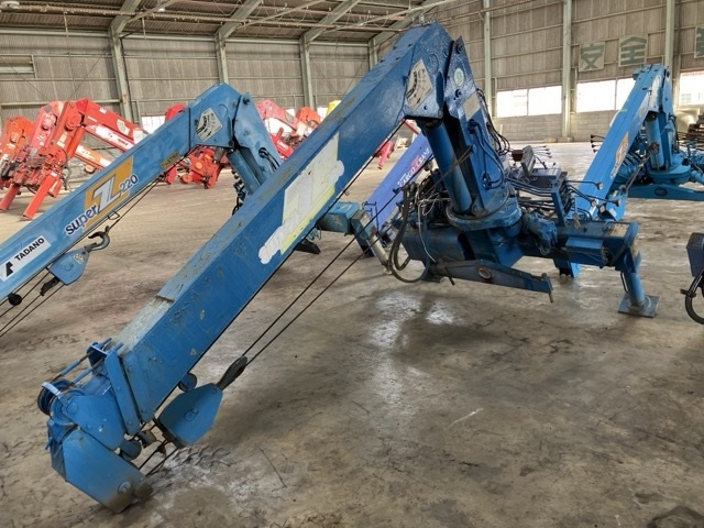 TADANO CRANE