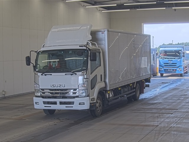 ISUZU FORWARD
