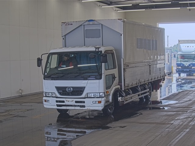 NISSAN UD SERIES