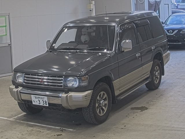 MITSUBISHI PAJERO