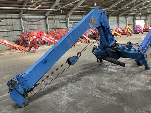 TADANO CRANE