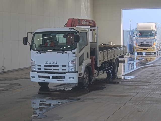 ISUZU FORWARD