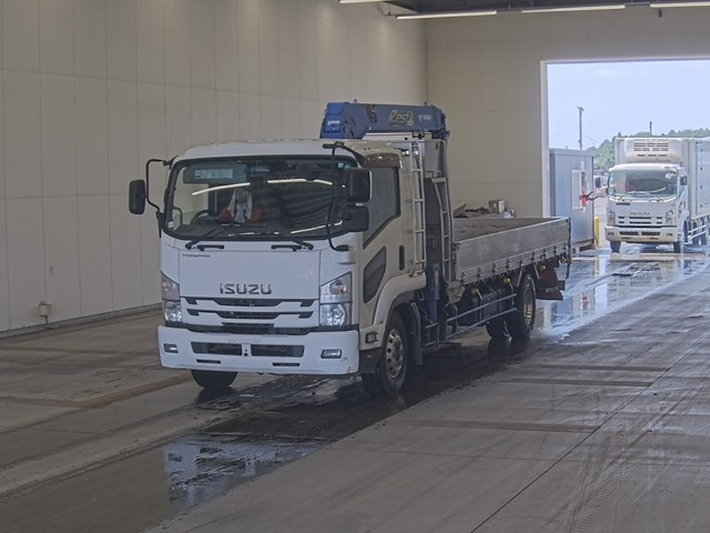 ISUZU FORWARD