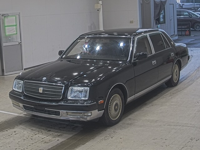 TOYOTA CENTURY