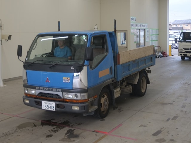 MITSUBISHI CANTER