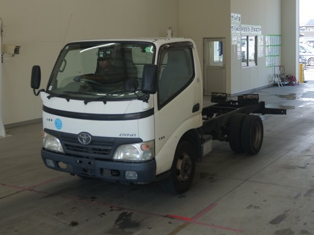 TOYOTA DYNA