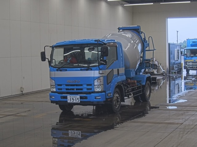 ISUZU FORWARD
