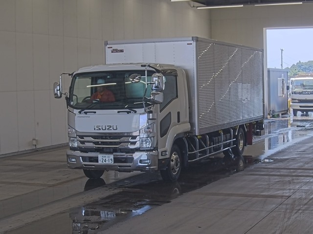 ISUZU FORWARD