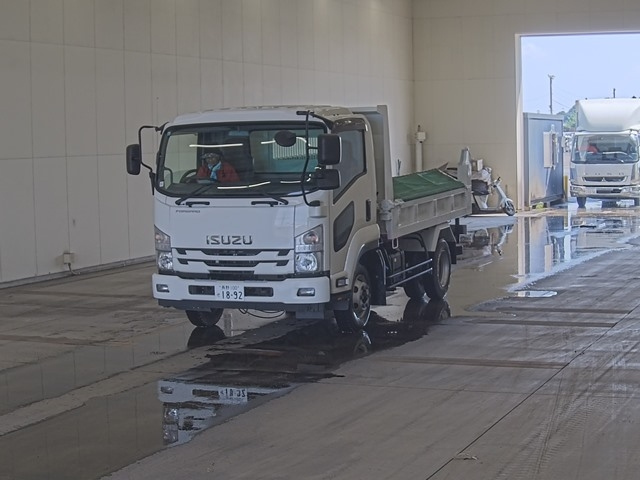 ISUZU FORWARD