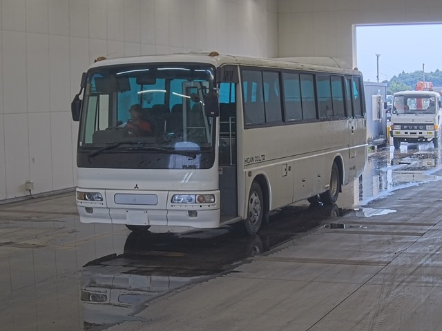 MITSUBISHI FUSO BUS