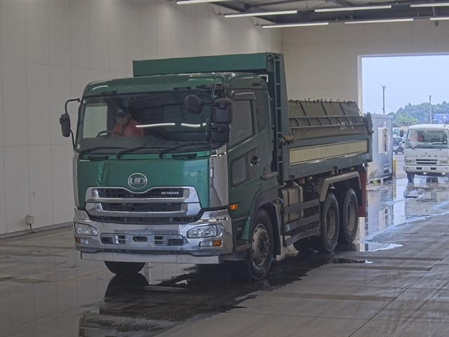 NISSAN UD SERIES