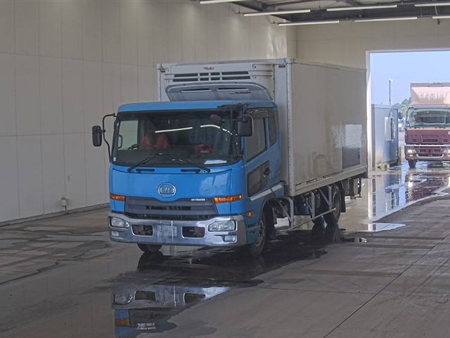 NISSAN UD SERIES