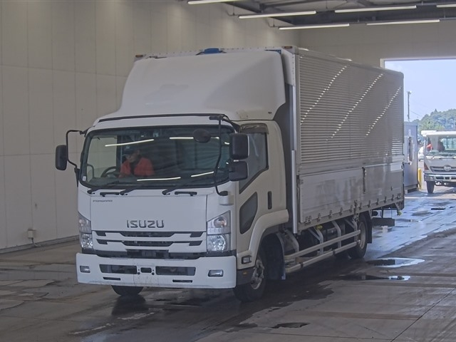 ISUZU FORWARD