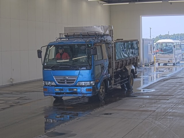NISSAN UD SERIES
