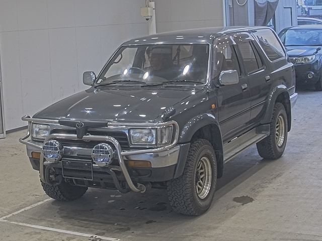 TOYOTA HILUX SURF