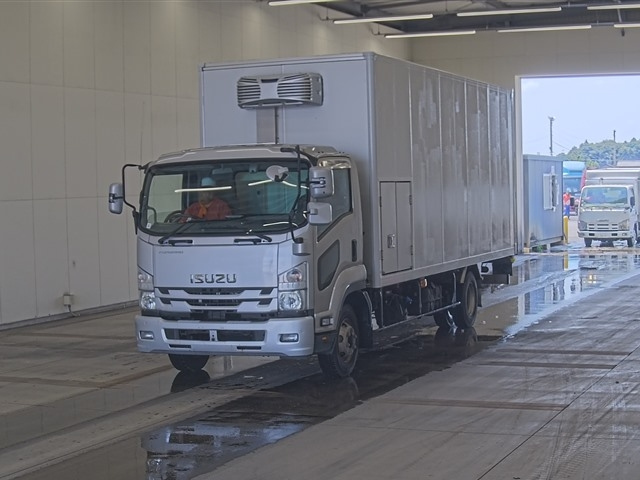 ISUZU FORWARD