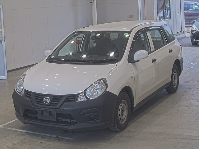 NISSAN AD