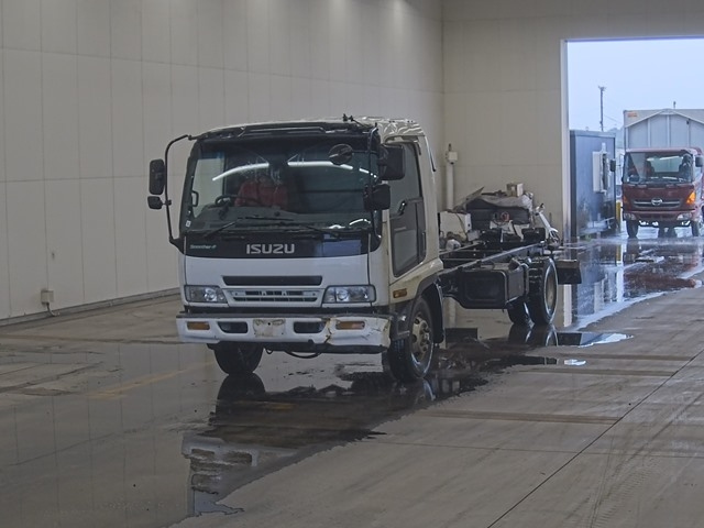 ISUZU FORWARD