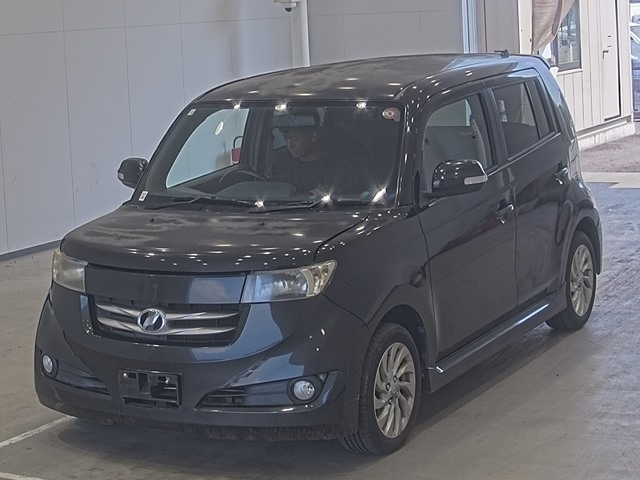 TOYOTA BB