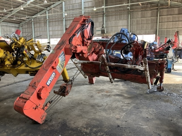 OTHERS UNIC CRANE