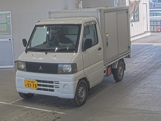 MITSUBISHI MINICAB TRUCK