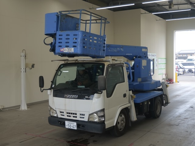 ISUZU ELF