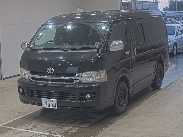 TOYOTA REGIUS ACE VAN