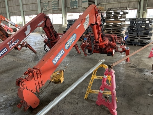 OTHERS UNIC CRANE
