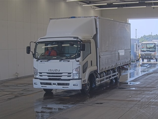 ISUZU FORWARD