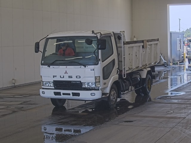 MITSUBISHI FUSO FIGHTER