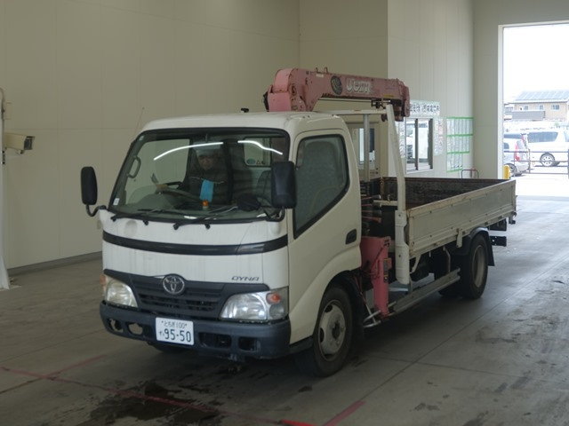 TOYOTA DYNA