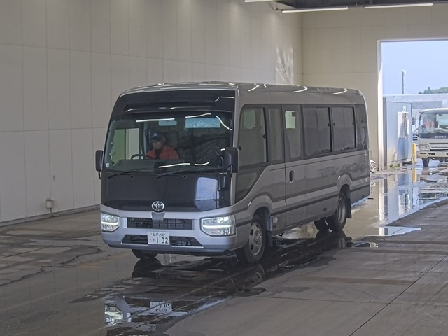 TOYOTA COASTER