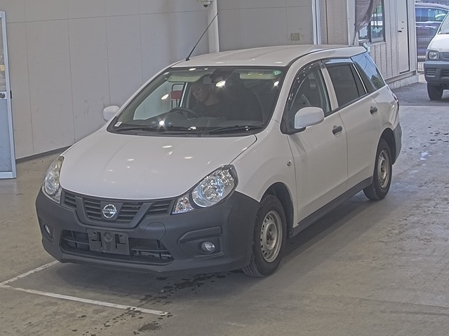 NISSAN AD