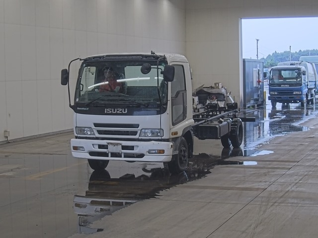 ISUZU FORWARD