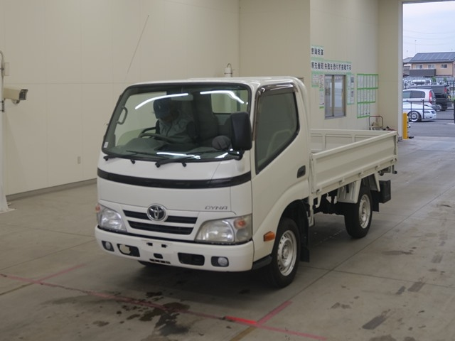 TOYOTA DYNA