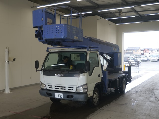 ISUZU ELF